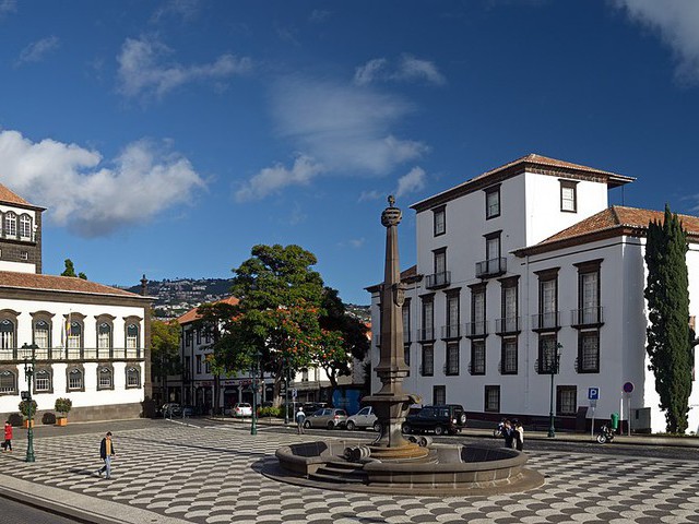 Bild Walk through the history of Madeira 2026